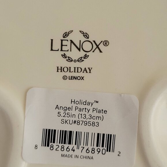 Lenox Hosting the Holidays Holly and Berries Angel Plate - Picture 3 of 6